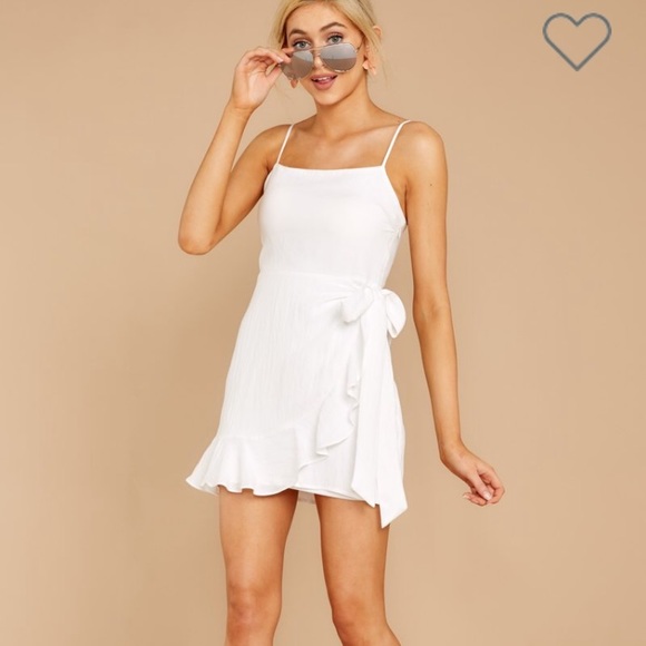 Red Dress Boutique Dresses & Skirts - NWT Red Dress Boutique White Tie Dress